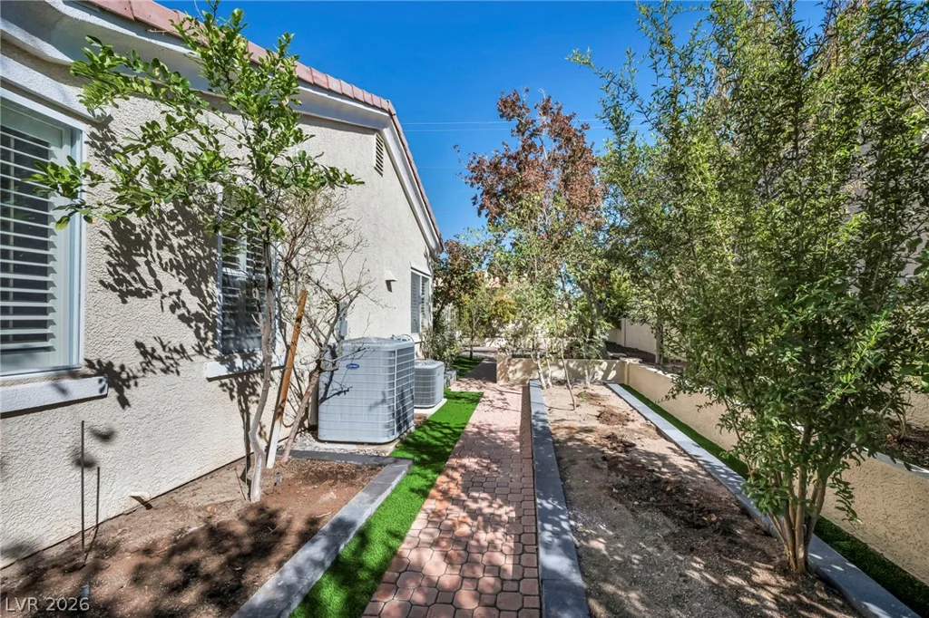 7904 Roxburgh Castle, Las Vegas, NV 89117