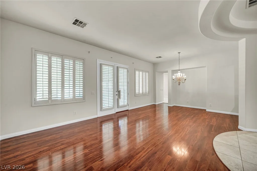 7904 Roxburgh Castle, Las Vegas, NV 89117