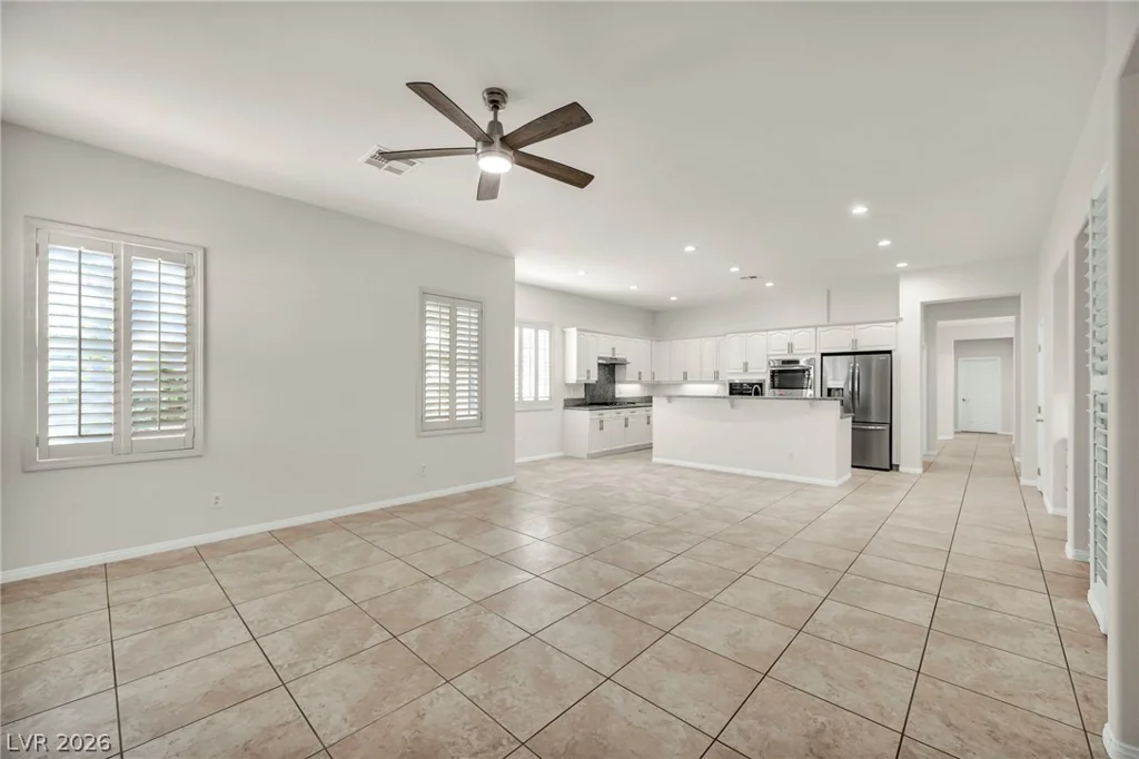 7904 Roxburgh Castle, Las Vegas, NV 89117