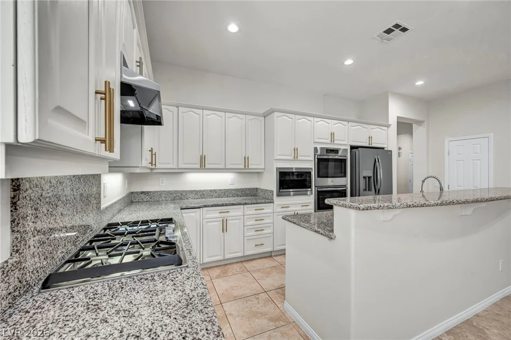7904 Roxburgh Castle, Las Vegas, NV 89117