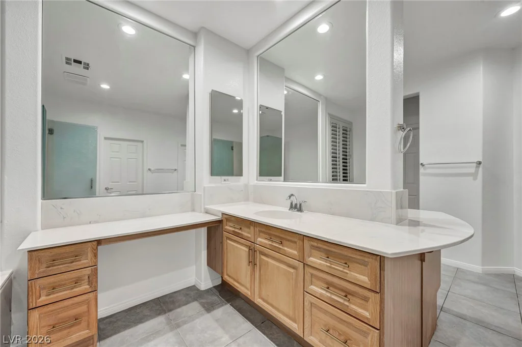 7904 Roxburgh Castle, Las Vegas, NV 89117