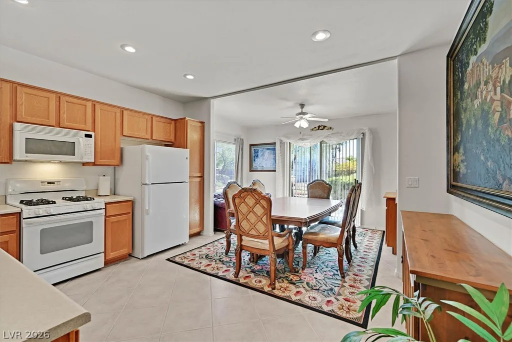 2162 Maple Heights, Henderson, NV 89052