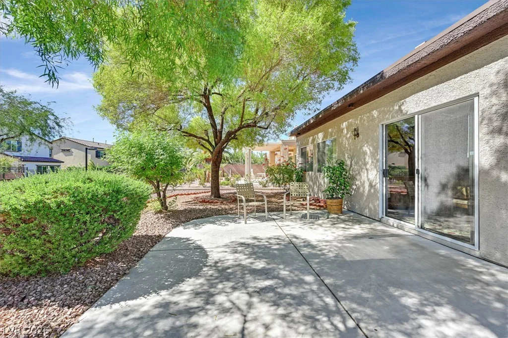 2162 Maple Heights, Henderson, NV 89052