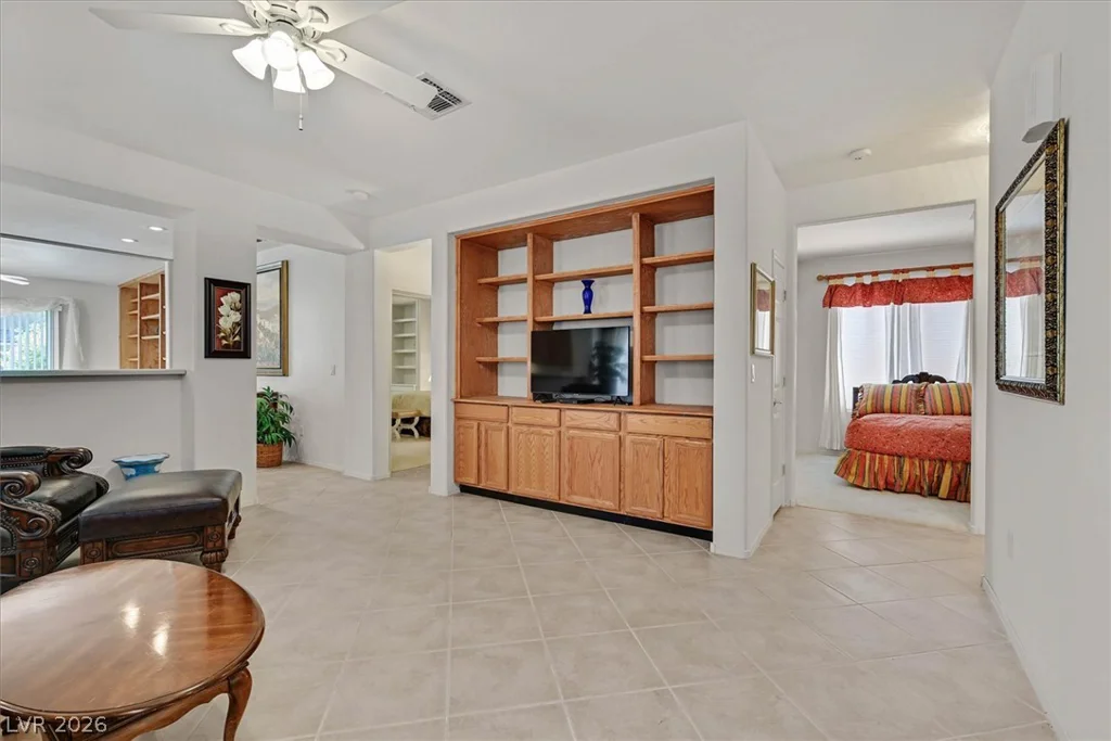 2162 Maple Heights, Henderson, NV 89052