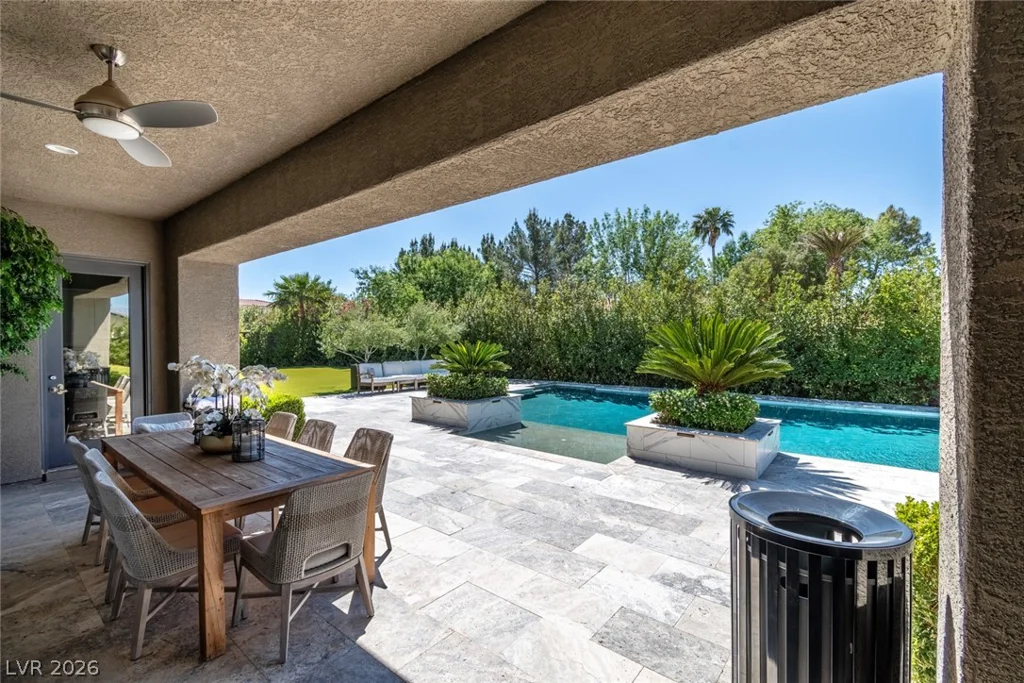 325 Greyjoy, Las Vegas, NV 89183