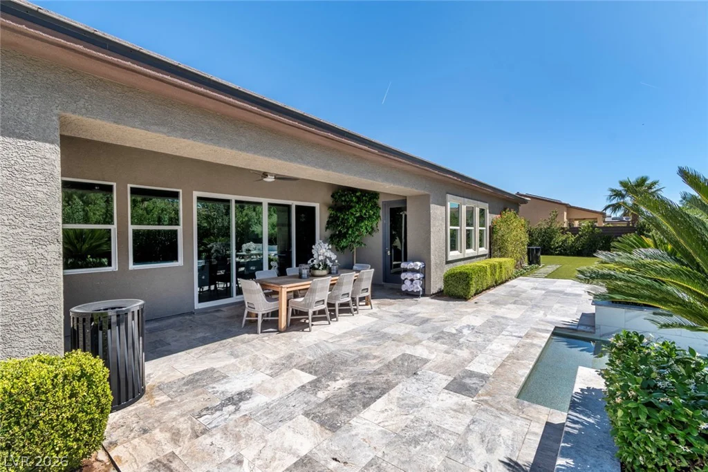 325 Greyjoy, Las Vegas, NV 89183