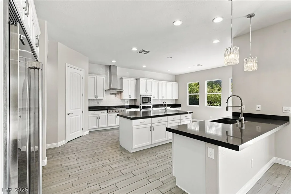 325 Greyjoy, Las Vegas, NV 89183