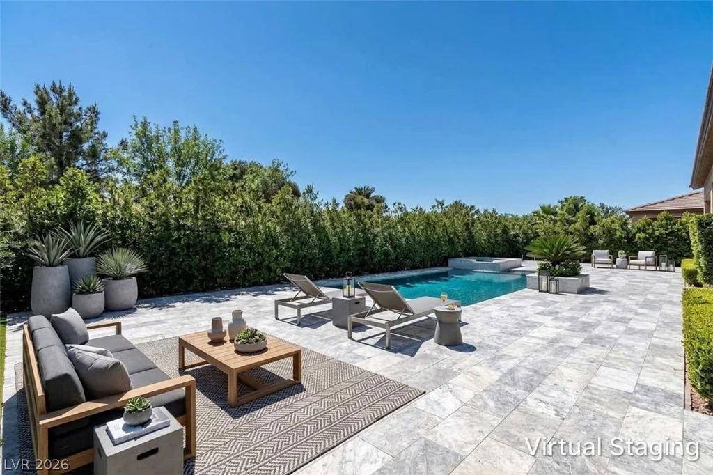 325 Greyjoy, Las Vegas, NV 89183