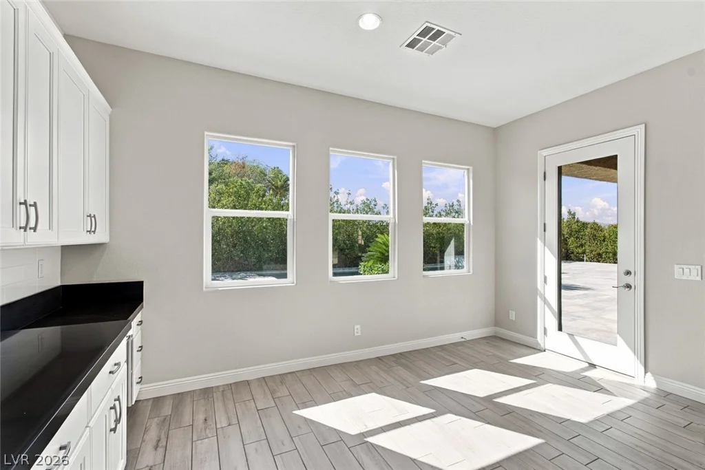 325 Greyjoy, Las Vegas, NV 89183