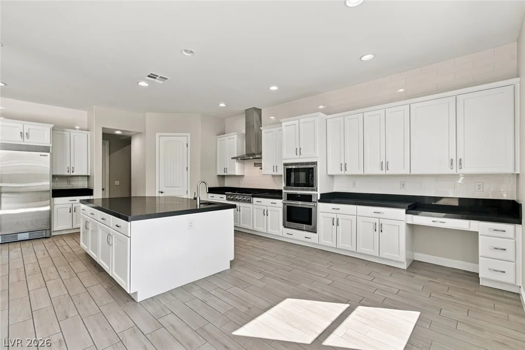 325 Greyjoy, Las Vegas, NV 89183