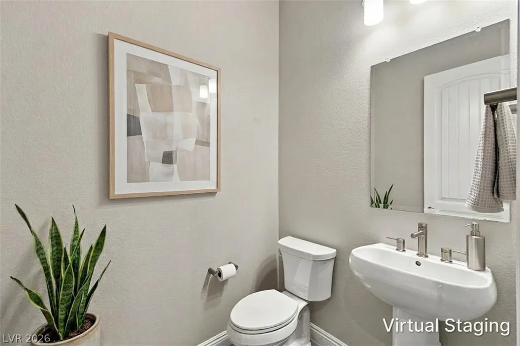 325 Greyjoy, Las Vegas, NV 89183