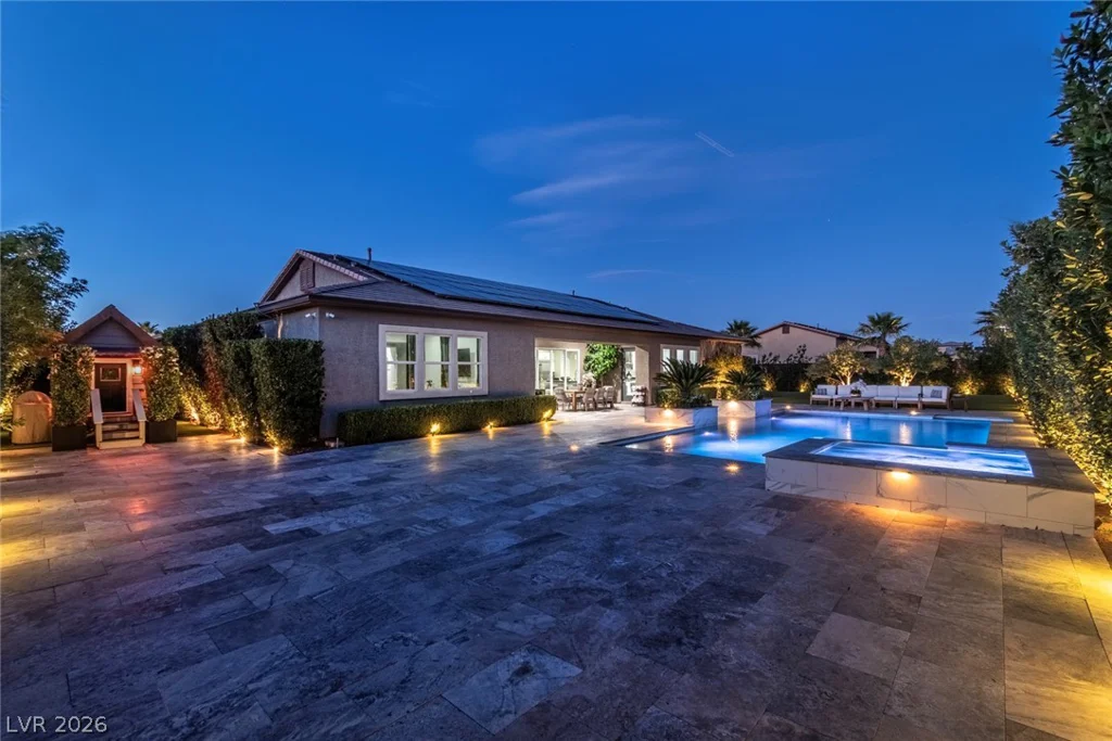 325 Greyjoy, Las Vegas, NV 89183