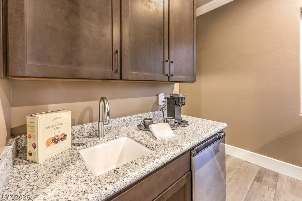 11125 Mount Cass, Las Vegas, NV 89141