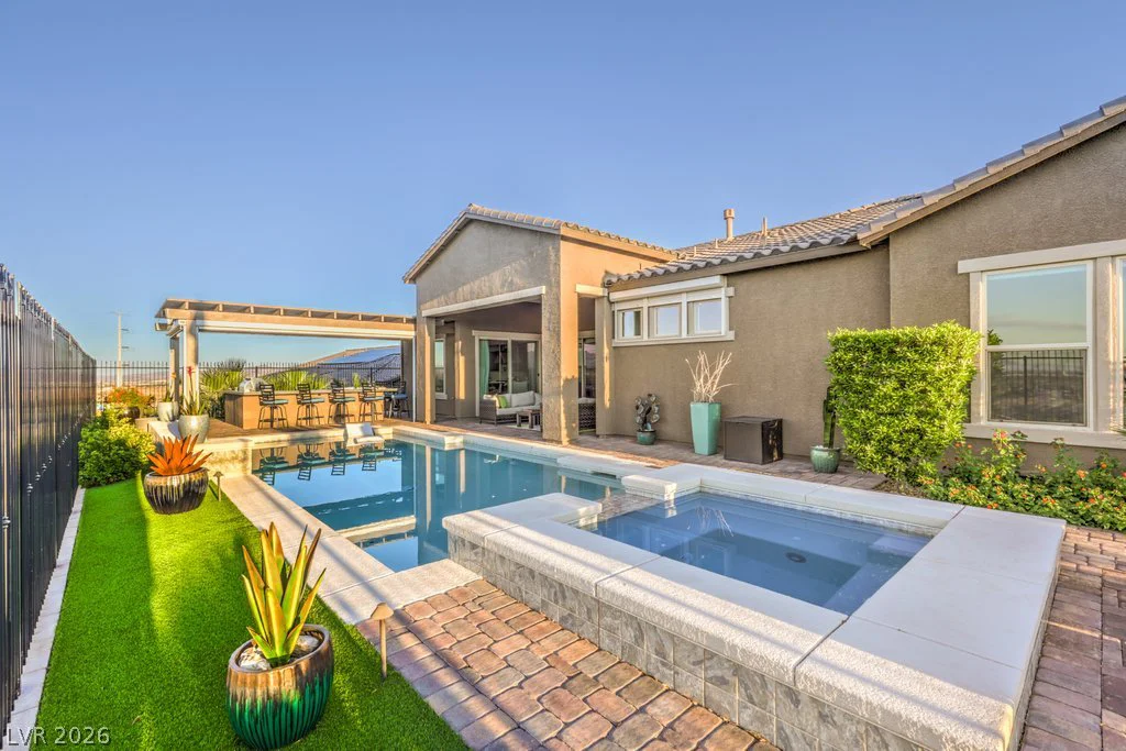 11125 Mount Cass, Las Vegas, NV 89141