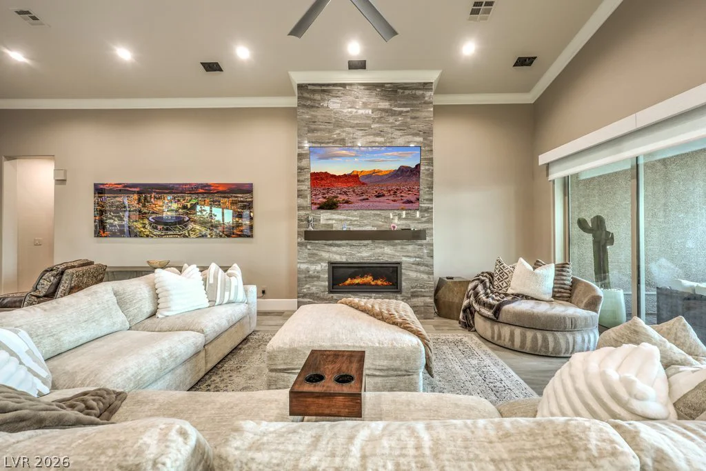 11125 Mount Cass, Las Vegas, NV 89141