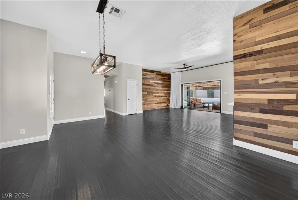 1740 Bluffs, Henderson, NV 89014
