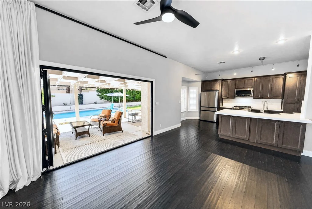 1740 Bluffs, Henderson, NV 89014