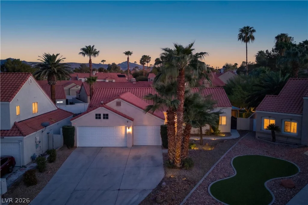 1740 Bluffs, Henderson, NV 89014