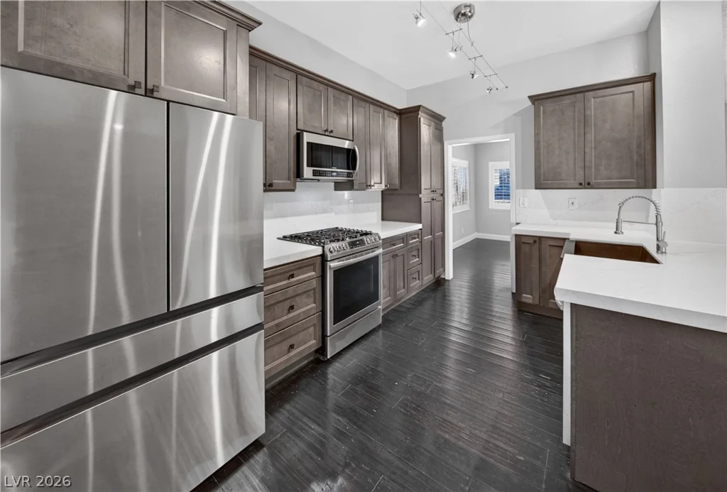 1740 Bluffs, Henderson, NV 89014