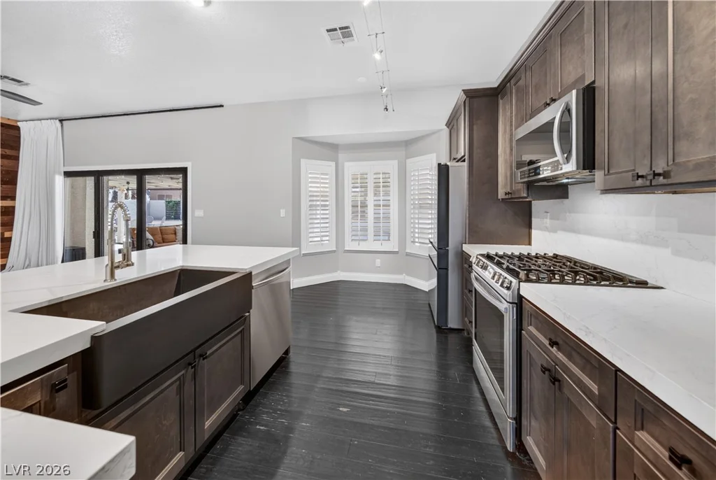 1740 Bluffs, Henderson, NV 89014