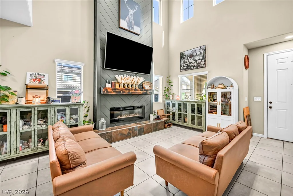 989 Alverstone, Henderson, NV 89002