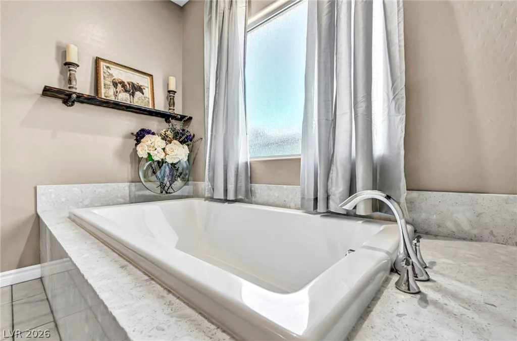 989 Alverstone, Henderson, NV 89002