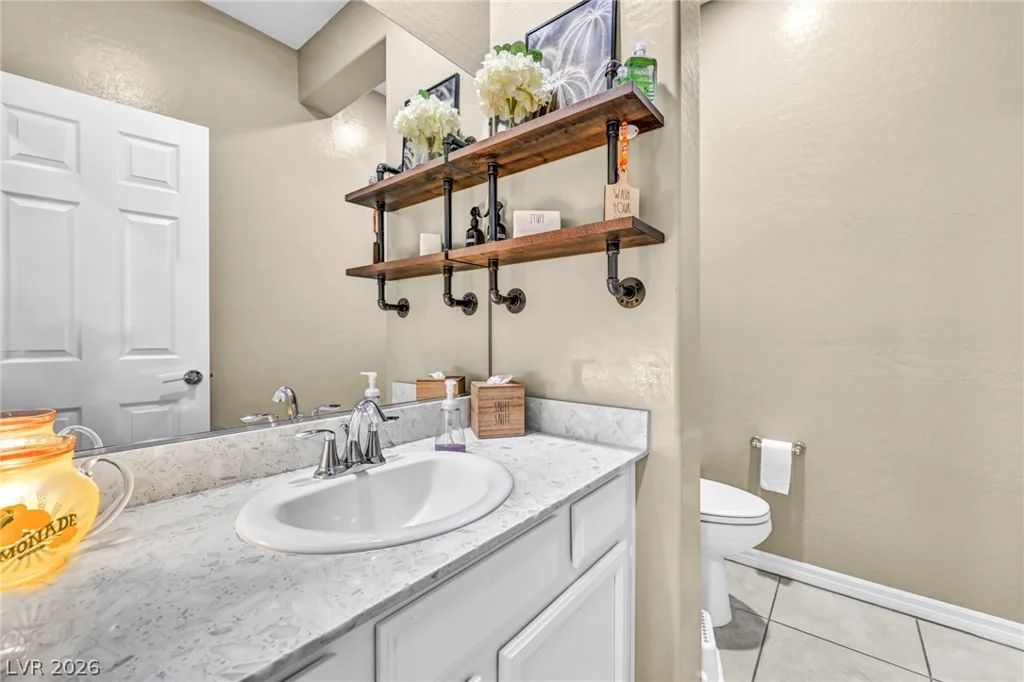 989 Alverstone, Henderson, NV 89002
