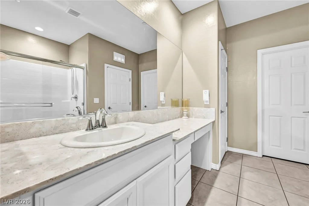 989 Alverstone, Henderson, NV 89002