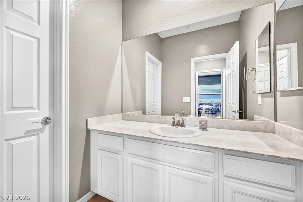 989 Alverstone, Henderson, NV 89002