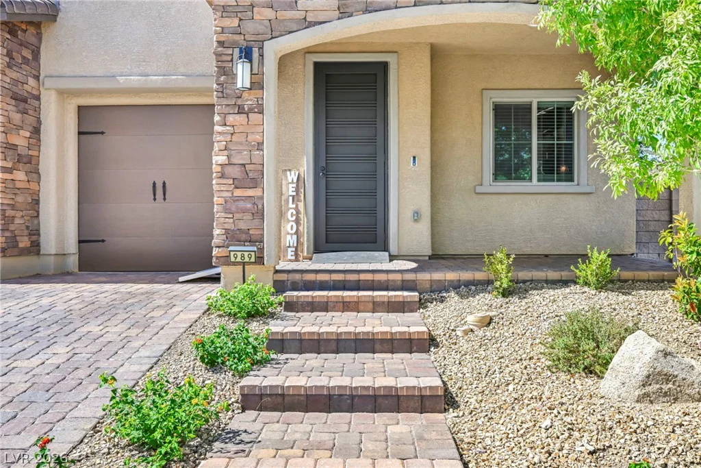 989 Alverstone, Henderson, NV 89002