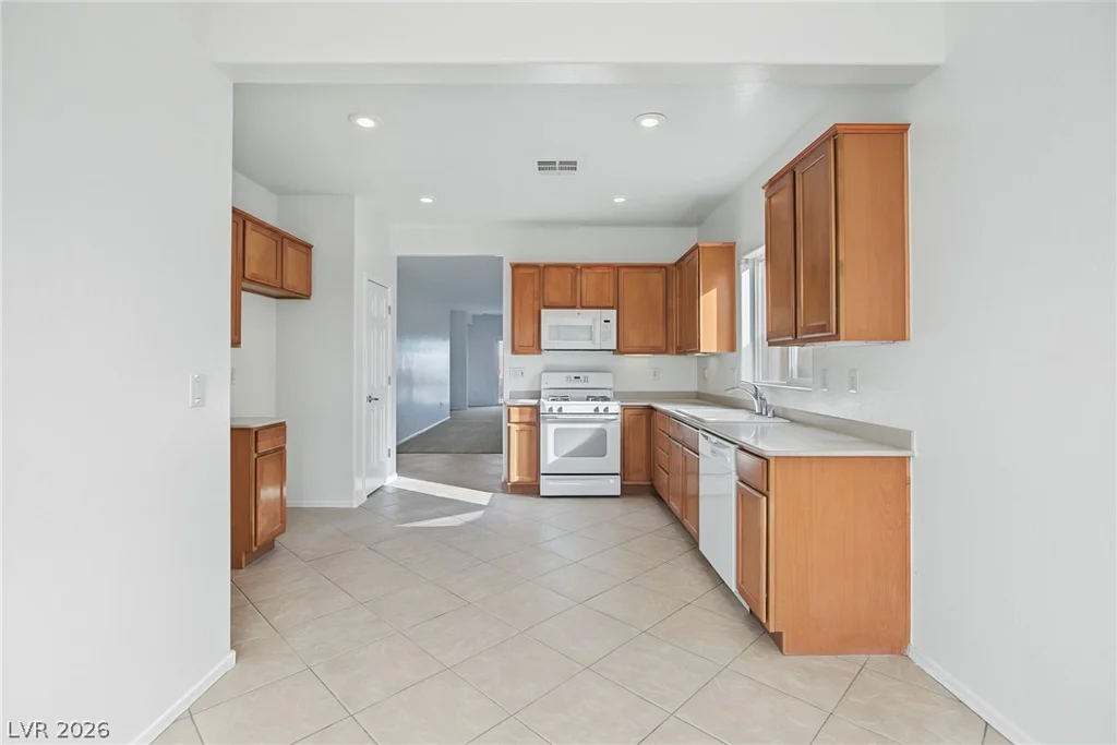 2912 Ground Robin, North Las Vegas, NV 89084