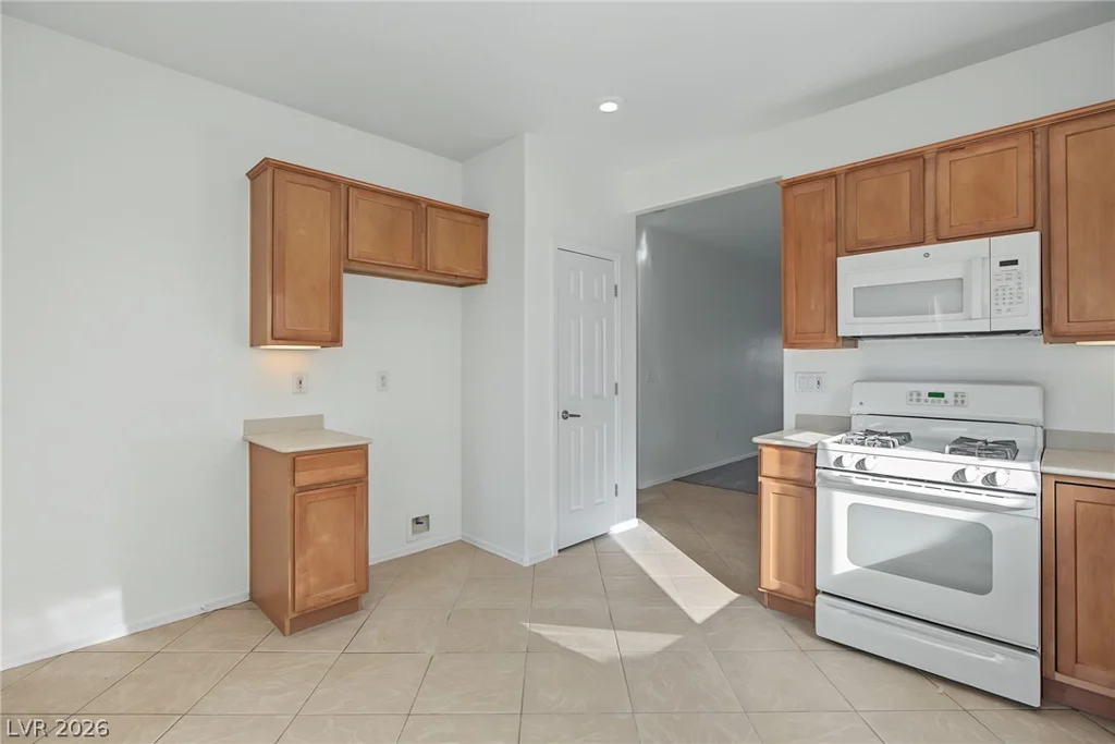 2912 Ground Robin, North Las Vegas, NV 89084