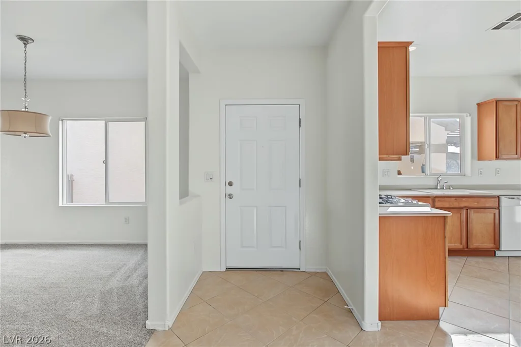 2912 Ground Robin, North Las Vegas, NV 89084