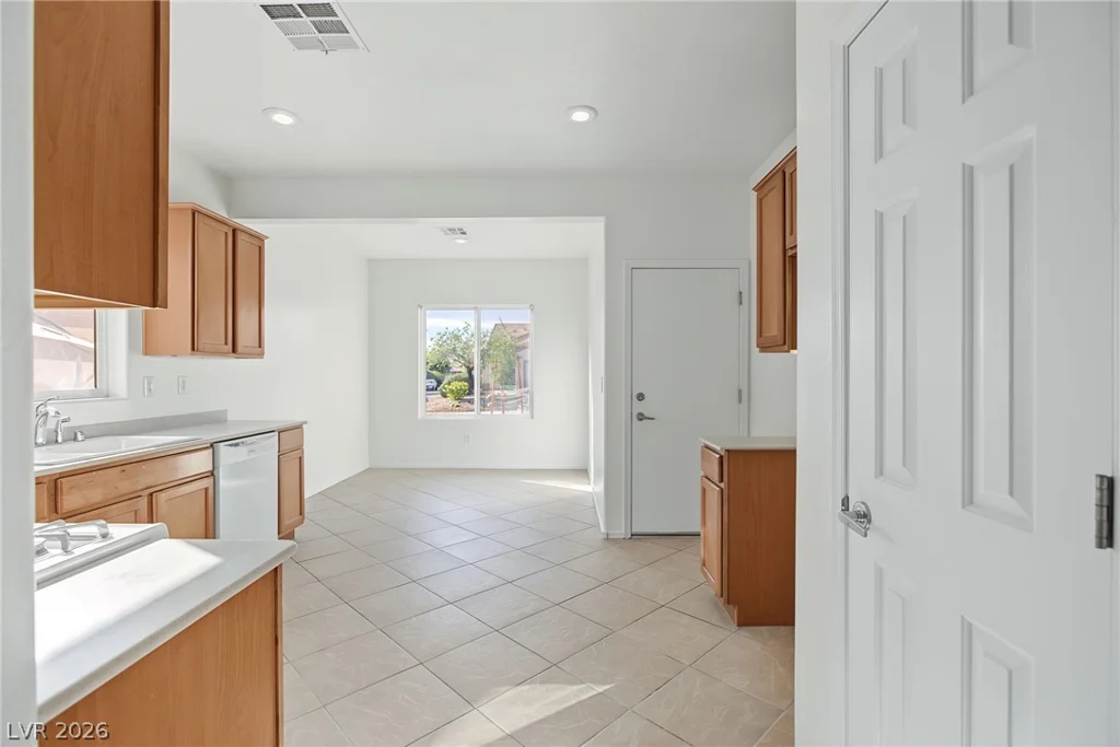 2912 Ground Robin, North Las Vegas, NV 89084