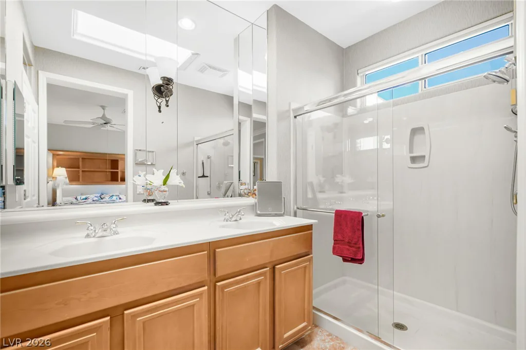 2738 Grand Forks, Henderson, NV 89052
