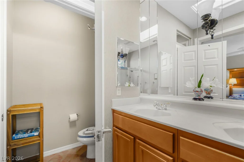 2738 Grand Forks, Henderson, NV 89052
