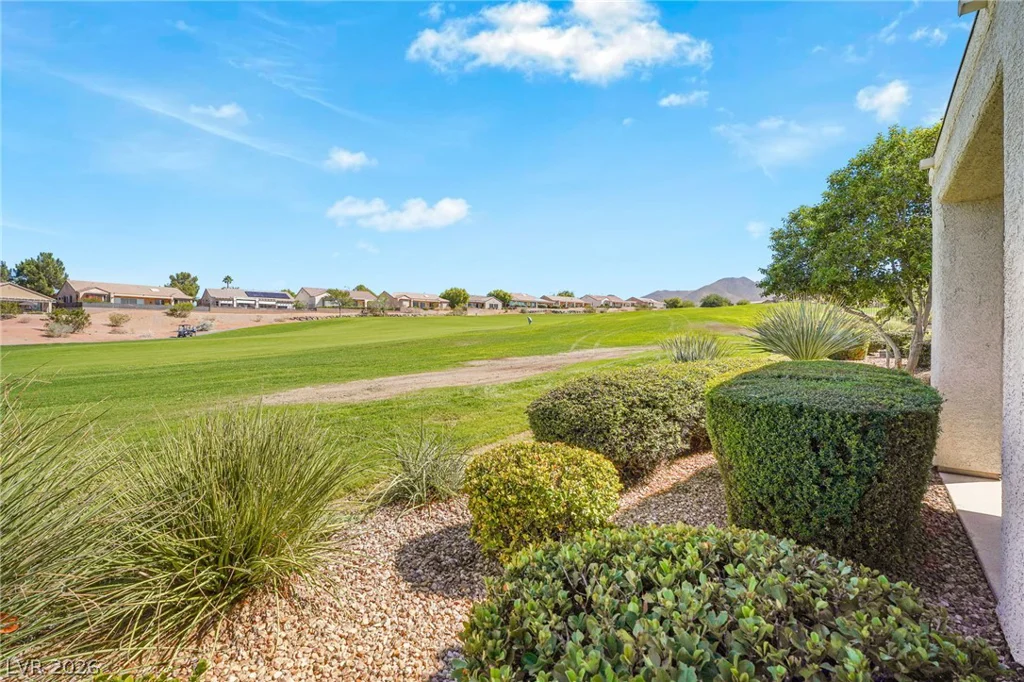 2738 Grand Forks, Henderson, NV 89052