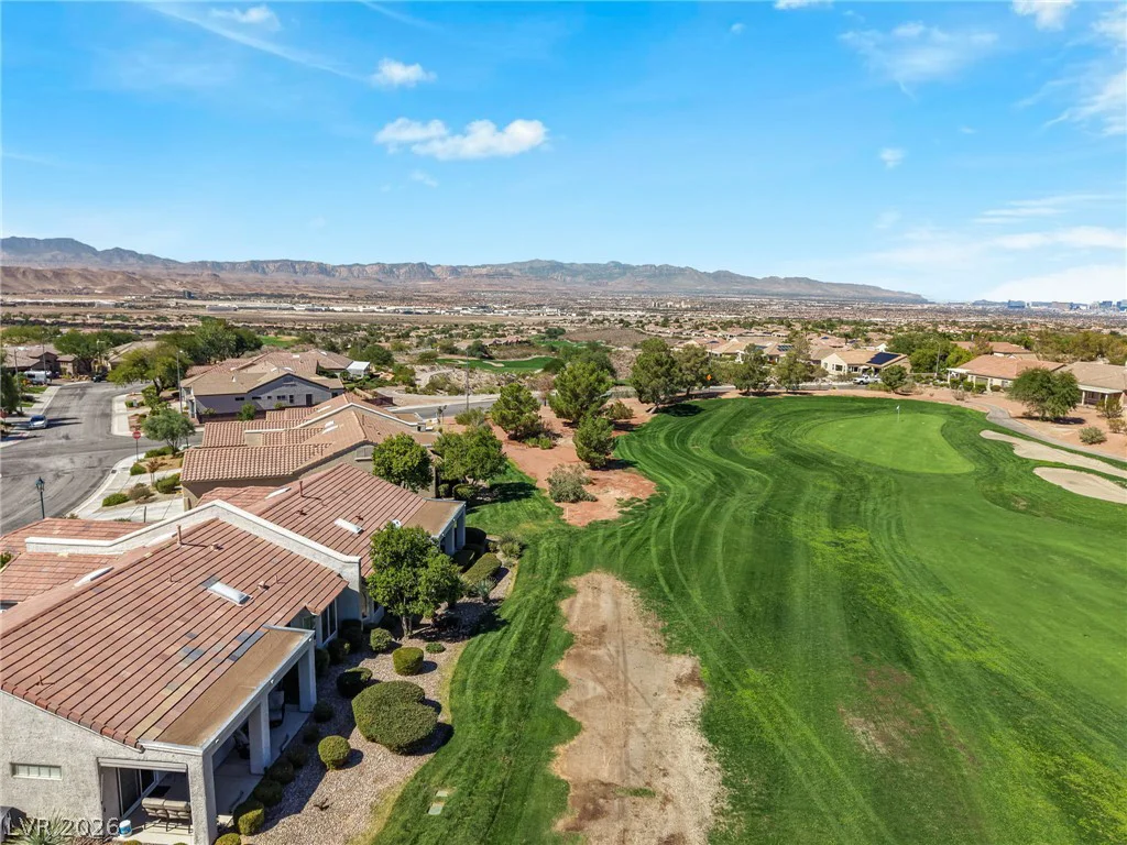 2738 Grand Forks, Henderson, NV 89052