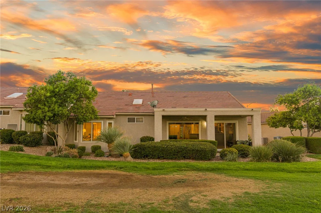 2738 Grand Forks, Henderson, NV 89052