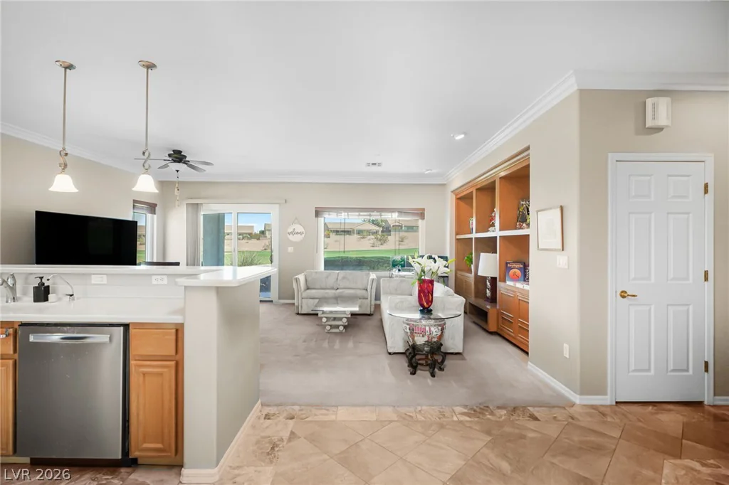 2738 Grand Forks, Henderson, NV 89052