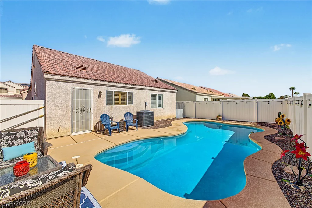 629 Lava Beds, North Las Vegas, NV 89084