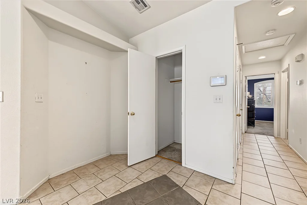 629 Lava Beds, North Las Vegas, NV 89084