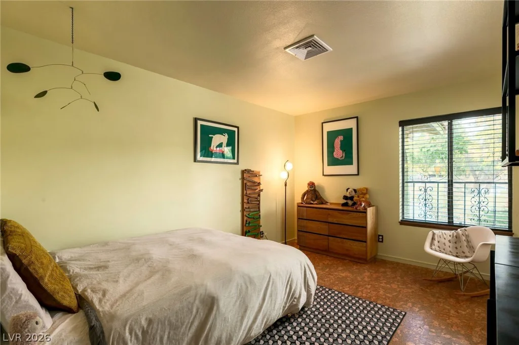 7355 Edna, Las Vegas, NV 89117