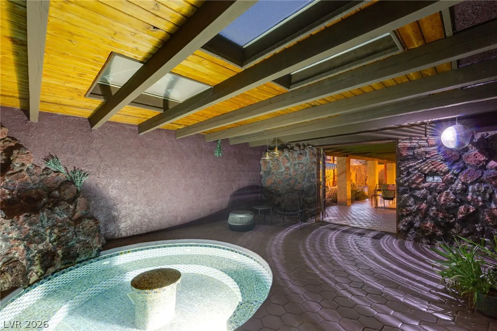 7355 Edna, Las Vegas, NV 89117