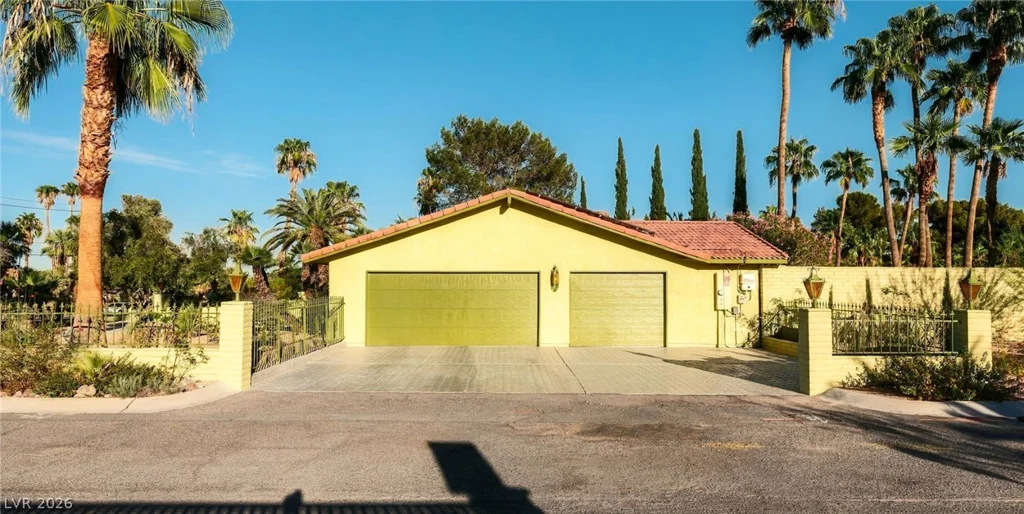 7355 Edna, Las Vegas, NV 89117