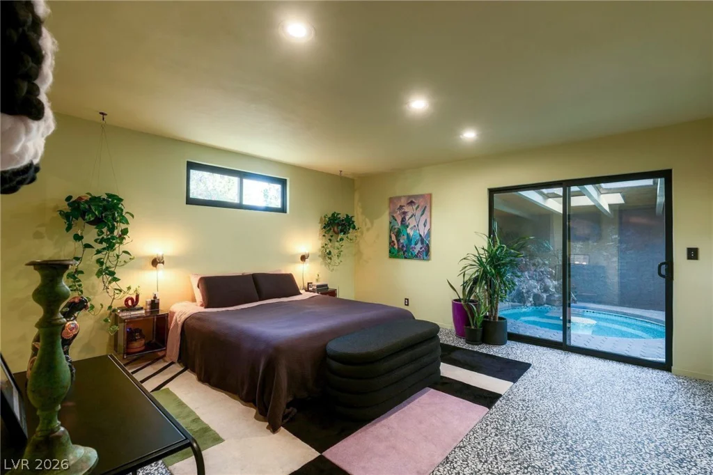7355 Edna, Las Vegas, NV 89117