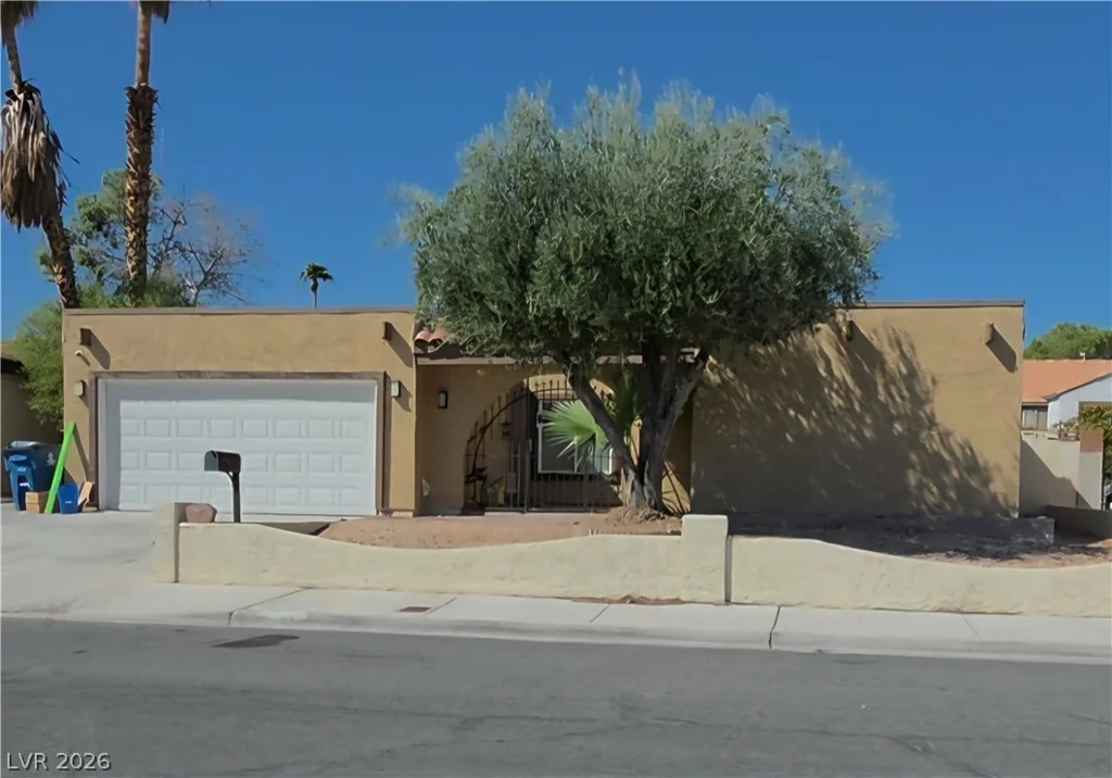 2240 Conchita, Las Vegas, NV 89108