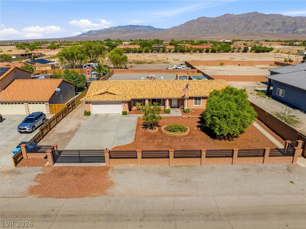 6560 Whispering Sands, Las Vegas, NV 89131