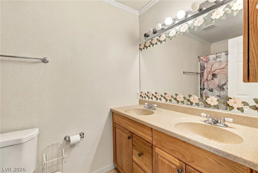 6560 Whispering Sands, Las Vegas, NV 89131