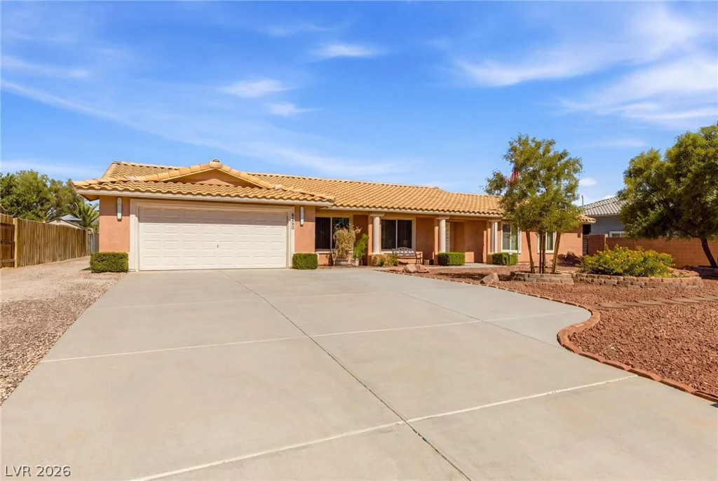6560 Whispering Sands, Las Vegas, NV 89131